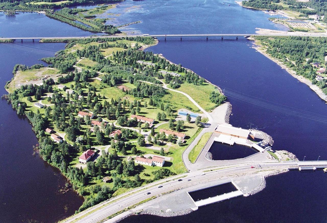 Huoneistohotelli Jokikeskus Kemi Exterior foto